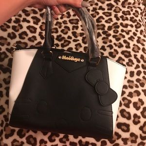 Hello kitty black and white purse NEW