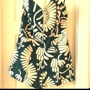 White and green h and m romper Nwt
