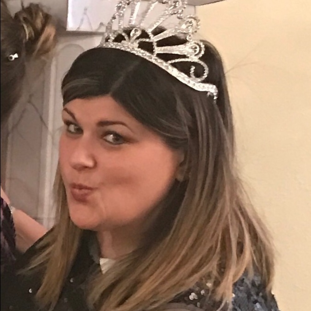 Meet your Posher, Brit