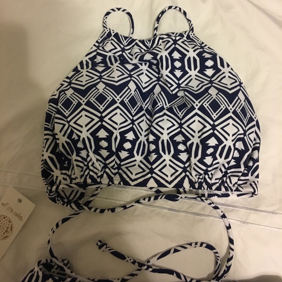 All For Color Bikini - Picture 6 of 8