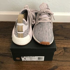 Adidas nmd primeknit size 5 BRAND NEW!