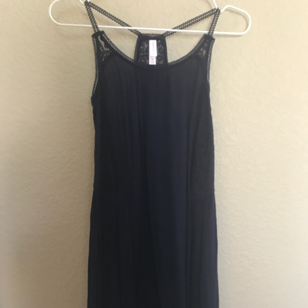 navy blue dress.