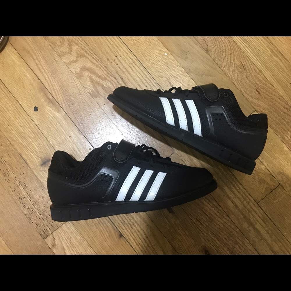Adidas powerlift shoes