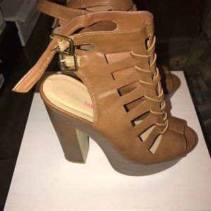 Brown high platforms $8