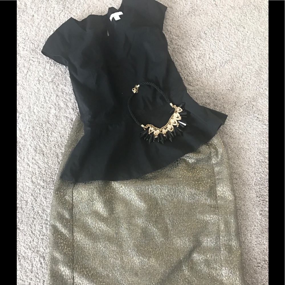 PRICE ⬇️ Metallic Gold/Silver pencil skirt!!!!!