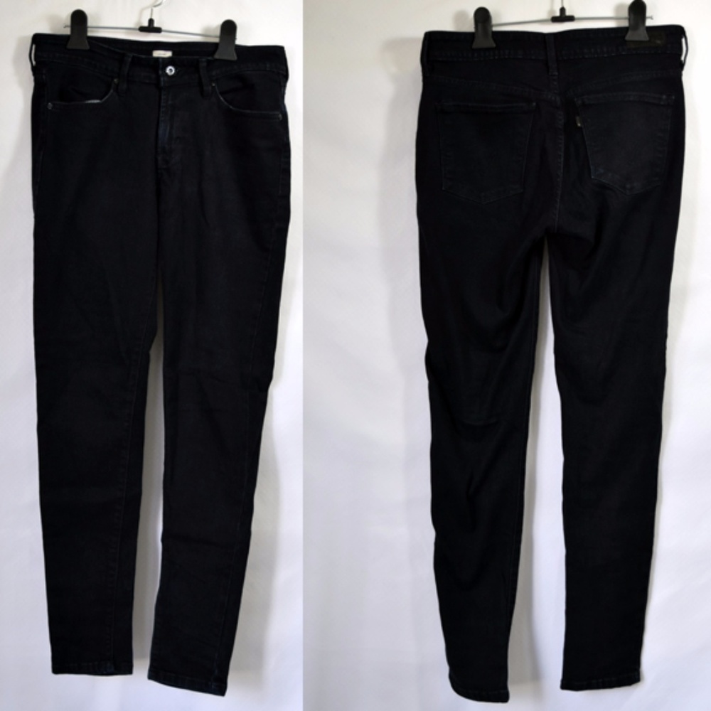 Levi's Women's Dark Denim Legging Jean