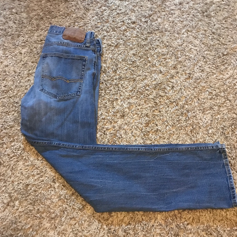 men's relaxed straight jeans