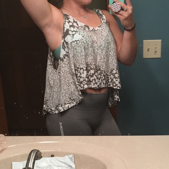 FOREVER21 Tank - Picture 2 of 3