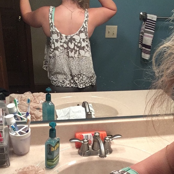 FOREVER21 Tank - Picture 3 of 3