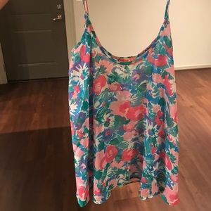 Mum floral tank