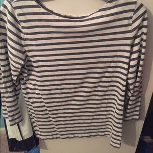 3 quarter sleeve shirt