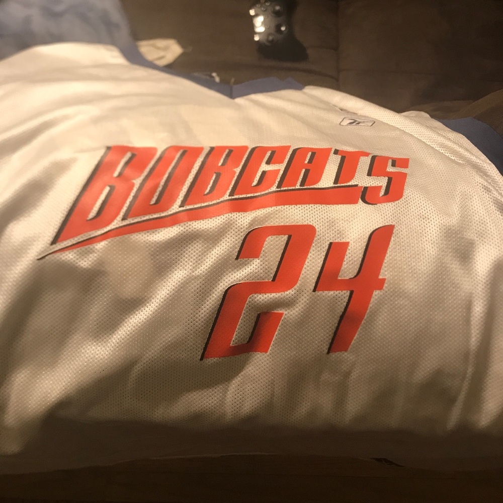 jason kapono bobcats jersey XL