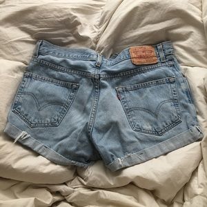 Levi high waisted shorts