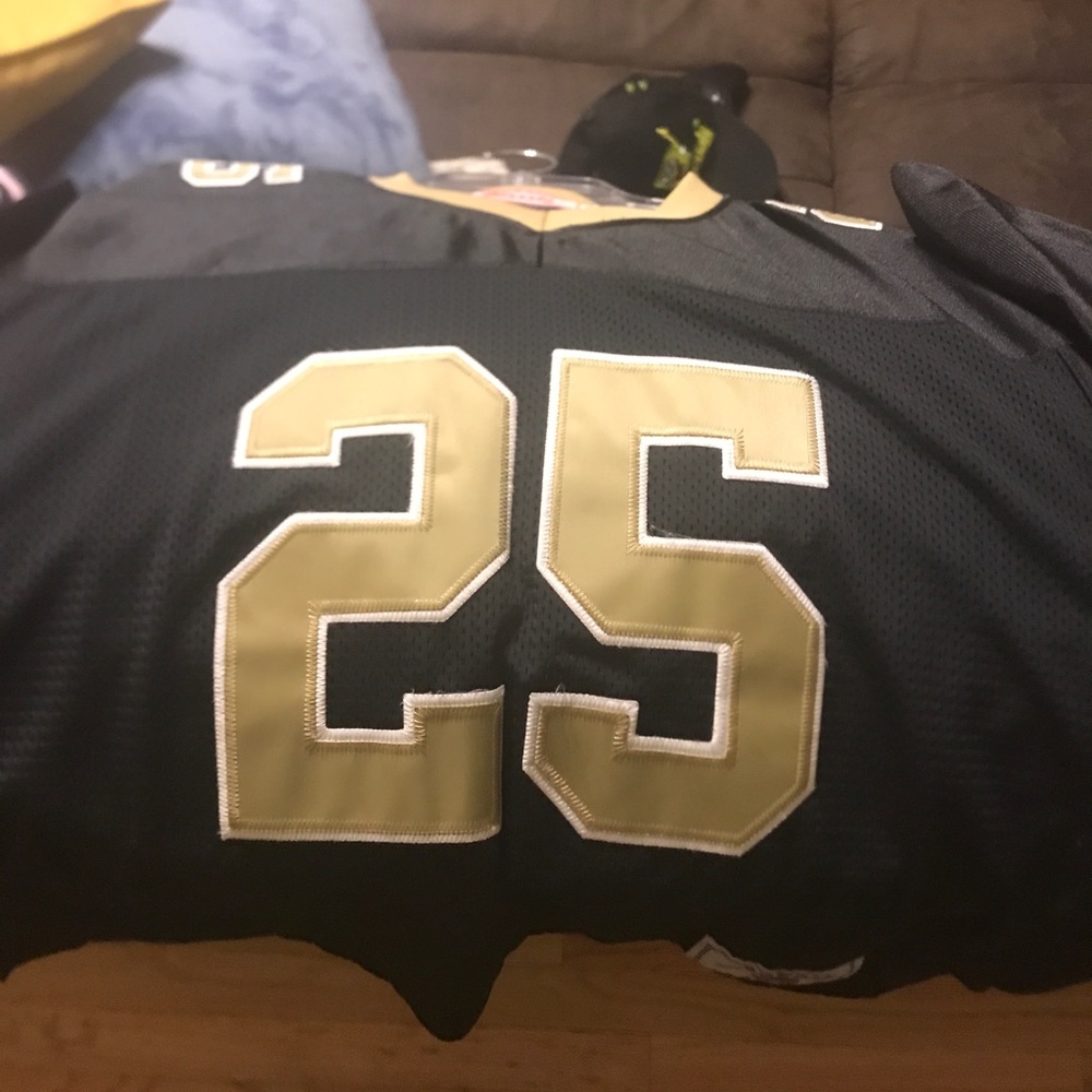 Reggie Bush saints jersey