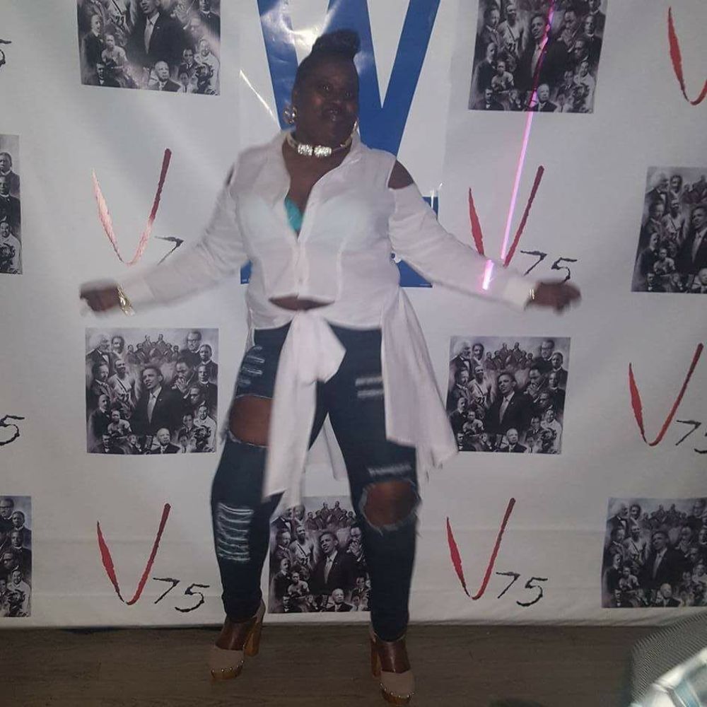 Meet your Posher, Traci