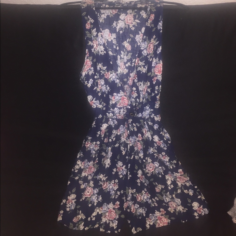 Floral rhomper!!🌺