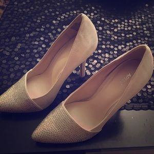 NIB apartment 9 heels