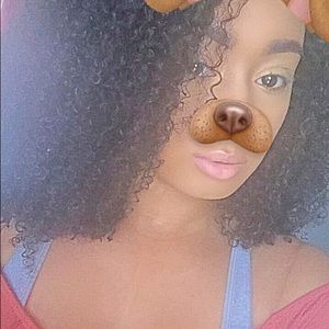 Meet your Posher, Amber