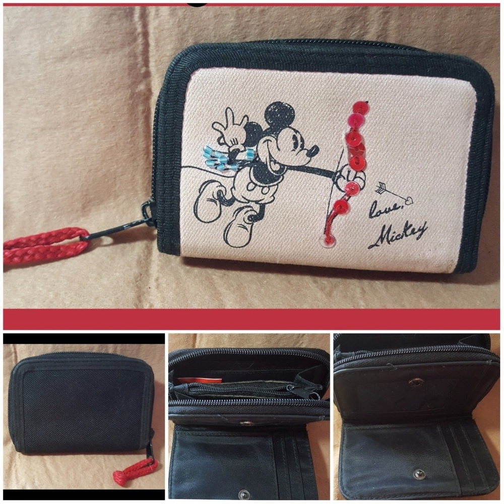 DISNEY/MICKEY MOUSE~ SIGNED WRISLET 4-1/2" W. X 3" L. WHEN OPENED 6"