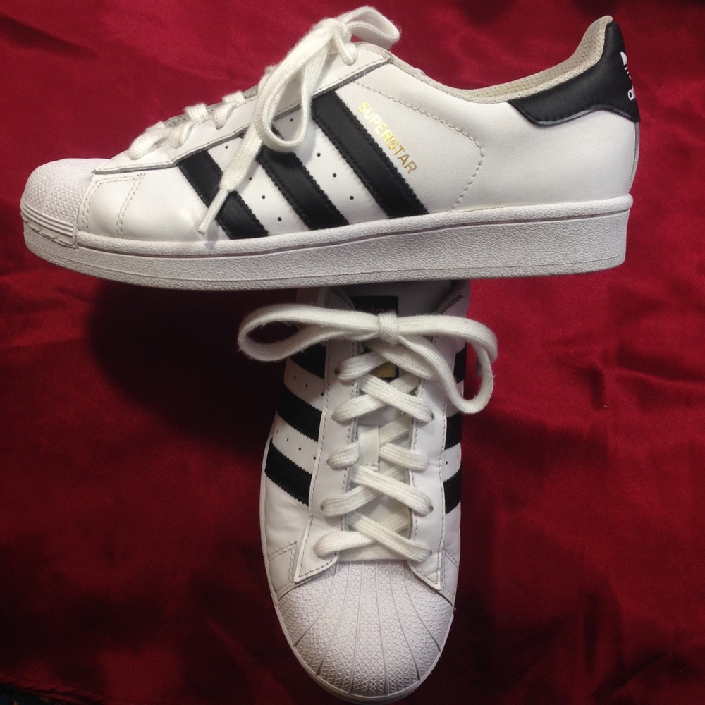 Adidas Superstar Sneakers