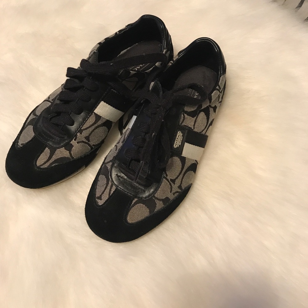 Coach sneaker 👟 size 6