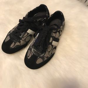 Coach sneaker 👟 size 6