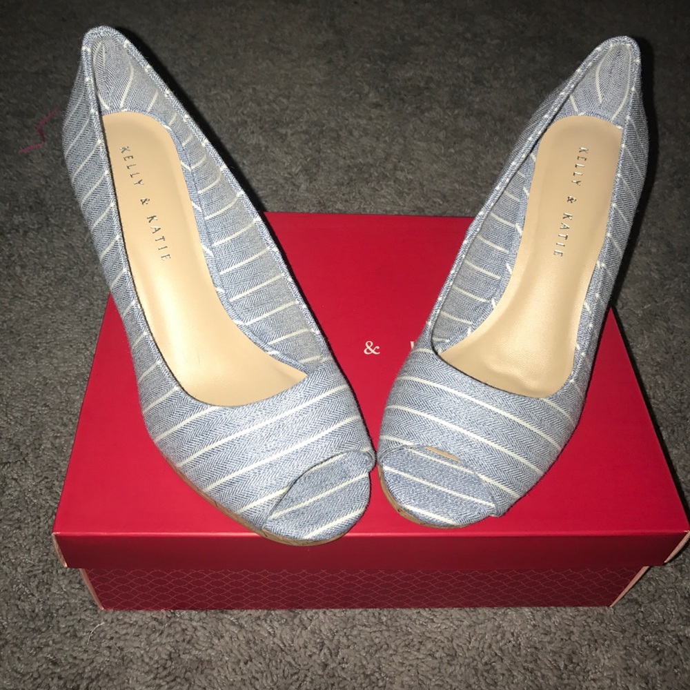 ✨BRAND NEW✨ Kelley and Katie wedges