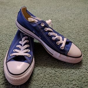 Brand new Unisex Converse Shoes