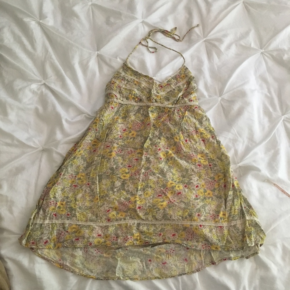 Yellow floral sundress kimchi blue medium