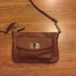 Crossbody purse