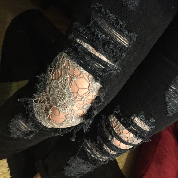 LF Carmar Highrise Lace BF Jean - Picture 7 of 8