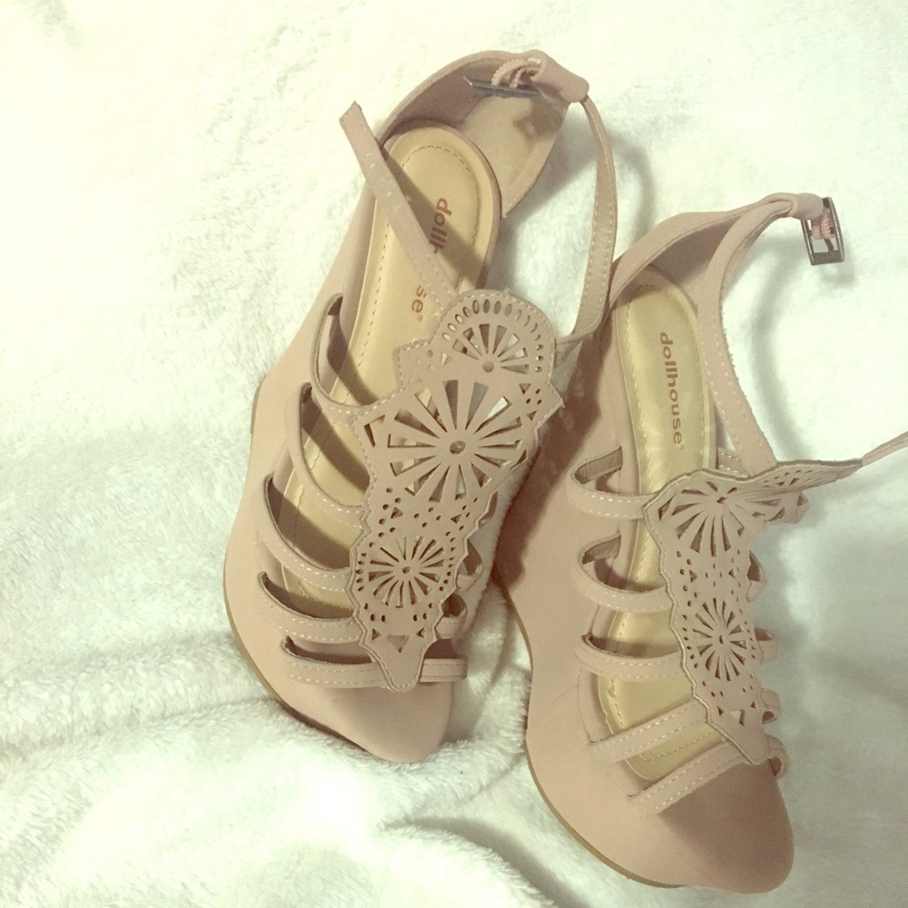 Wedges shoes
