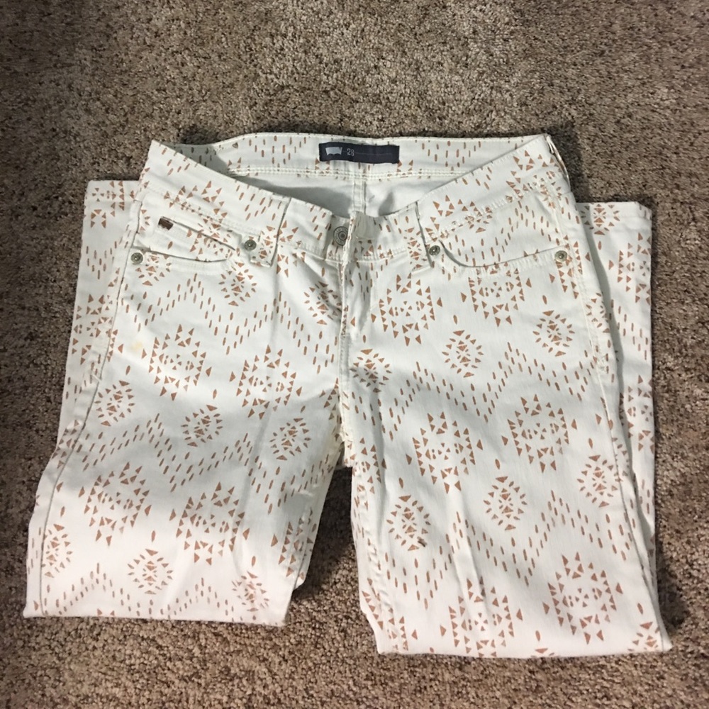 Levi Aztec Capri Jean