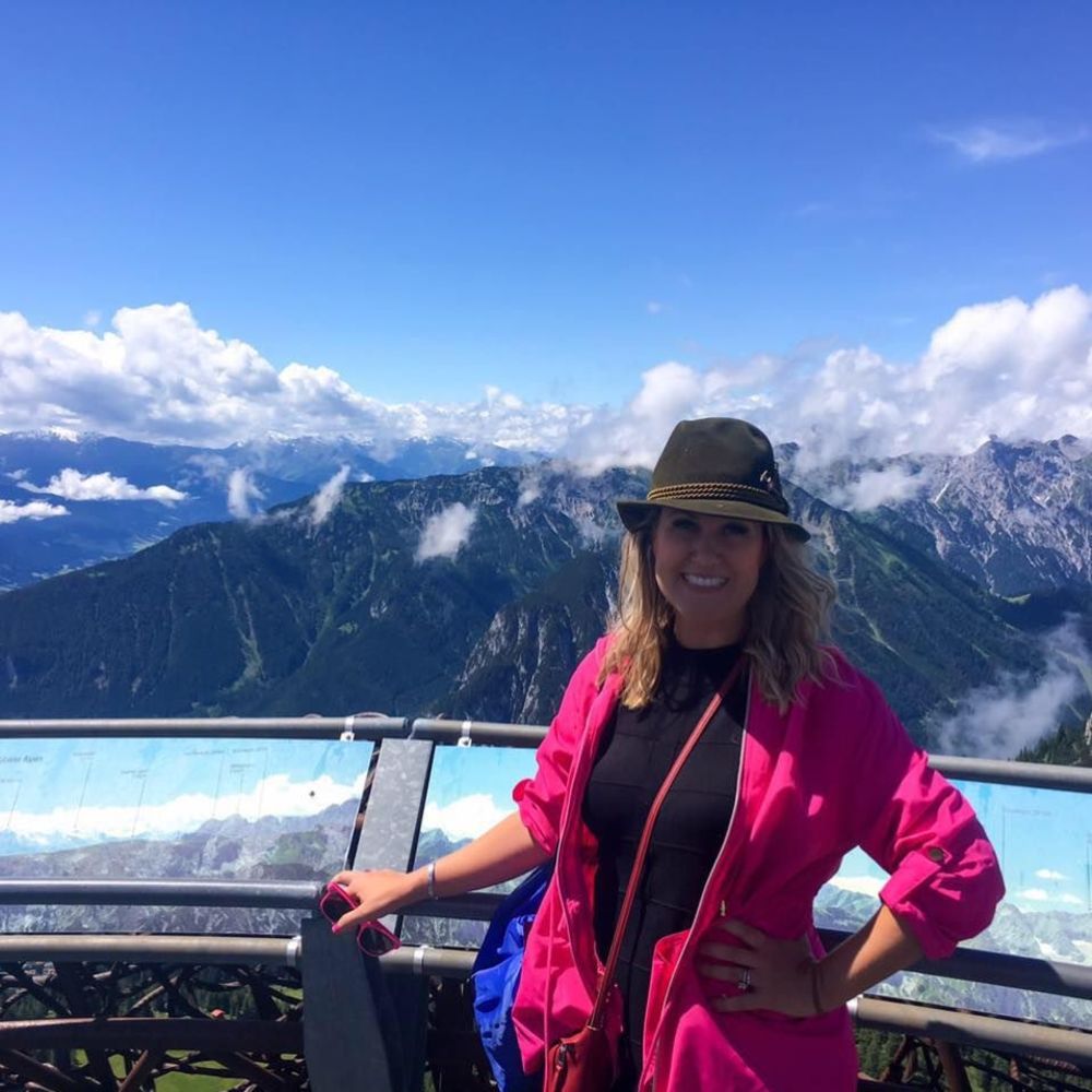 Meet your Posher, Jennifer