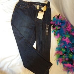 NWT - Liz Claiborne Jeans - Classic - Size 18P