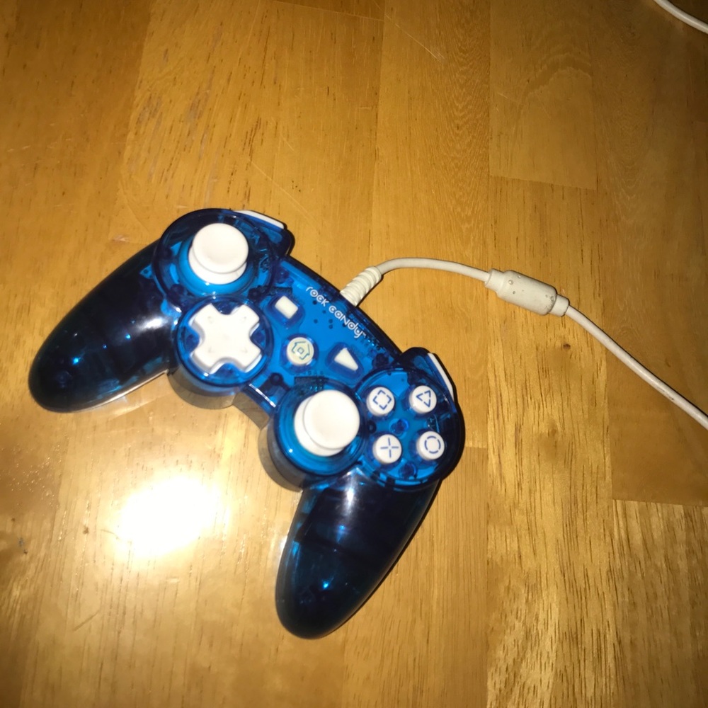 Blue PS3 controller - Picture 1 of 3