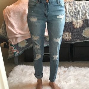 Distressed High Waisted Jeans