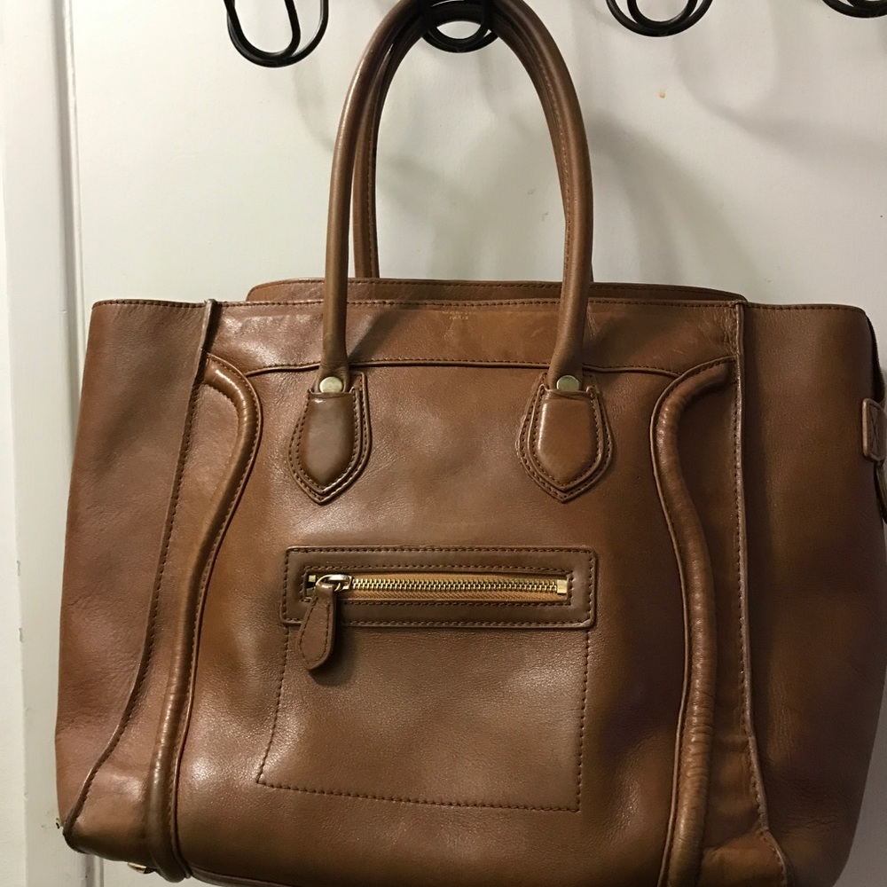 Celine - Picture 7 of 8