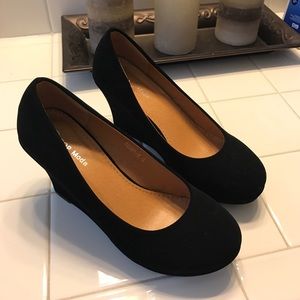 Black velvet suede Top Moda wedge pump heels