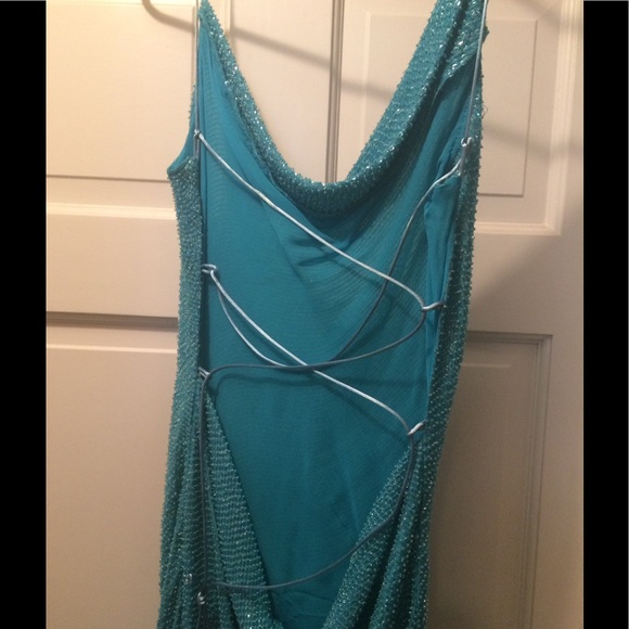 Yolanda Arce Evening Gown - Picture 4 of 8