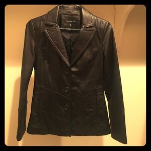 🎉 Jones New York Black Belted Leather Jacket