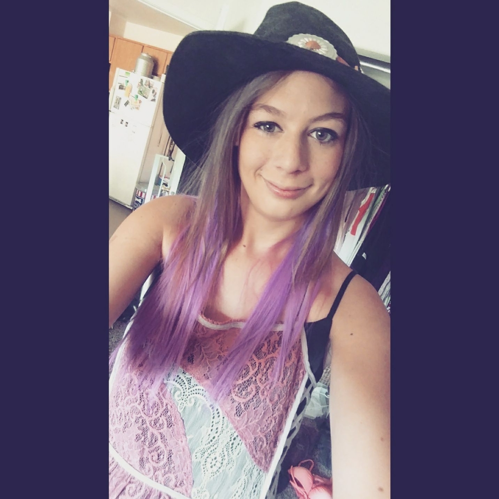 Meet your Posher, Mackenzie