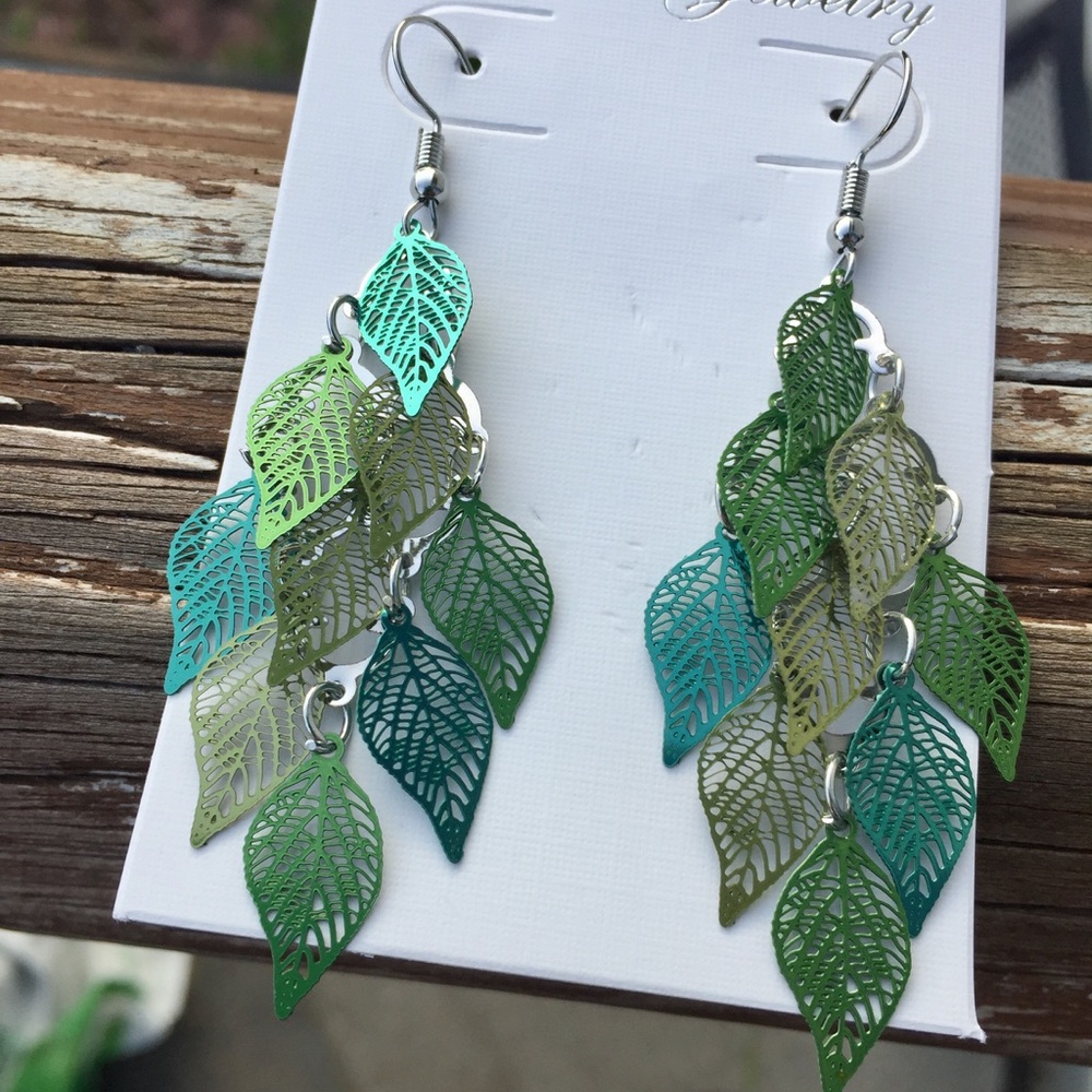 BOGO Boho Dangle leaves earrings