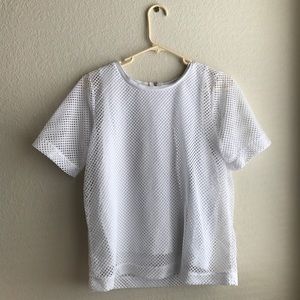 Mesh top with slip under