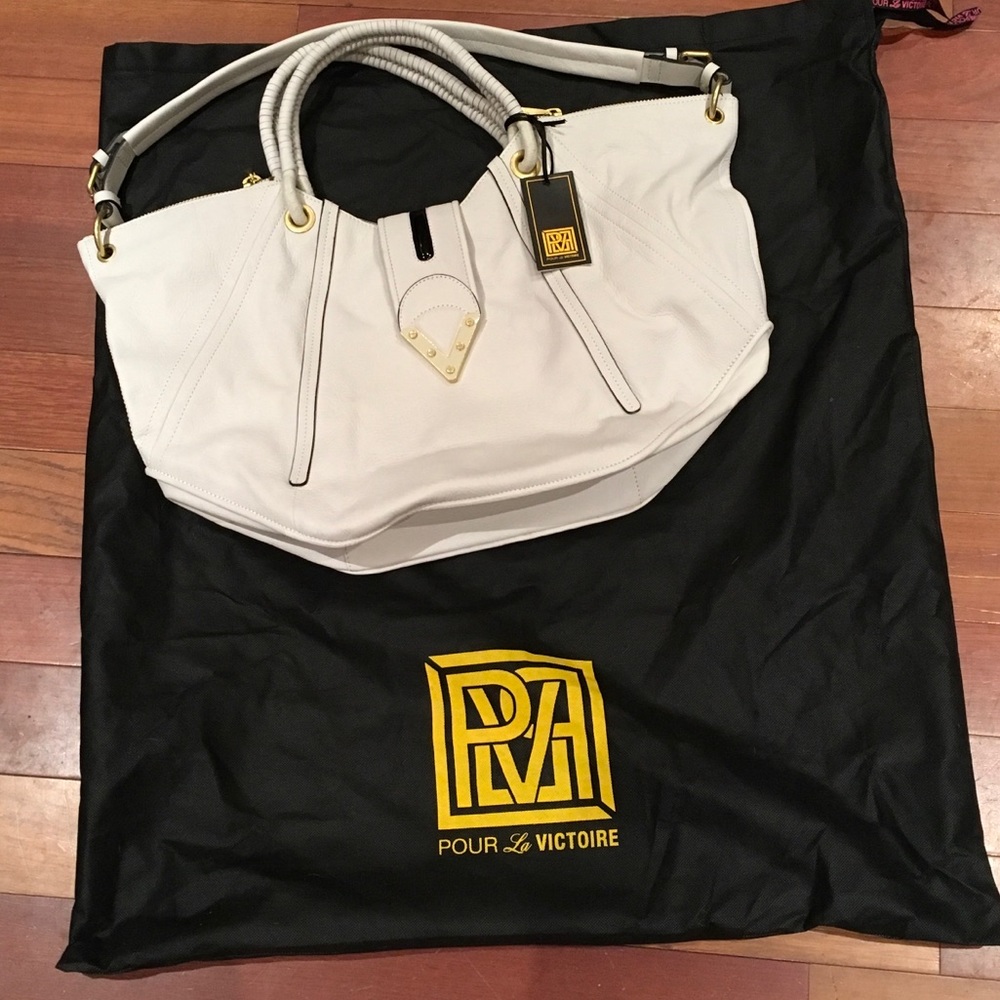 Pour La Victoire Venezia Satchel (White/Black)