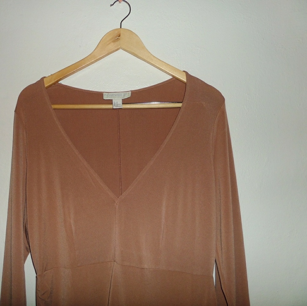 ❤ Forever21 Curve Hugging Dress ❤