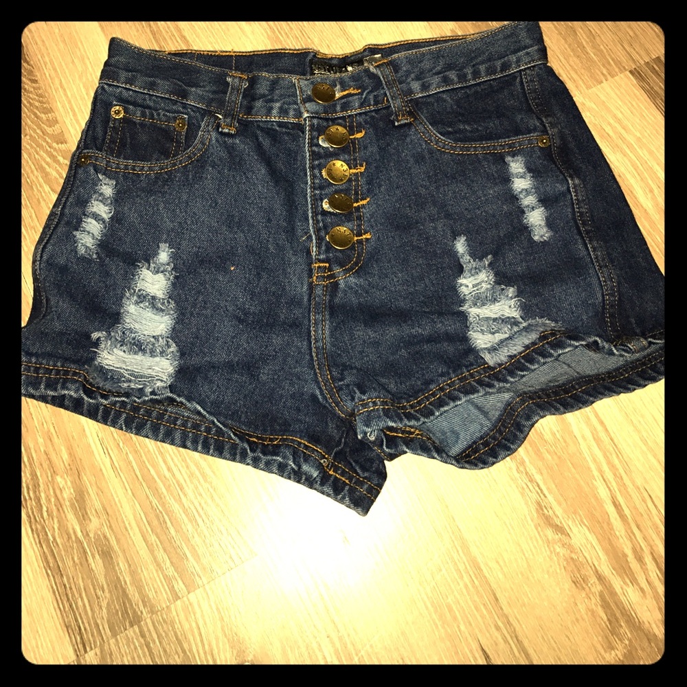N3T Jean distressed shorts