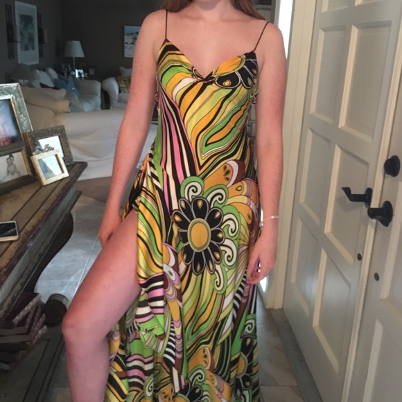 Juan Carlos Pinera Evening Gown - Picture 2 of 5