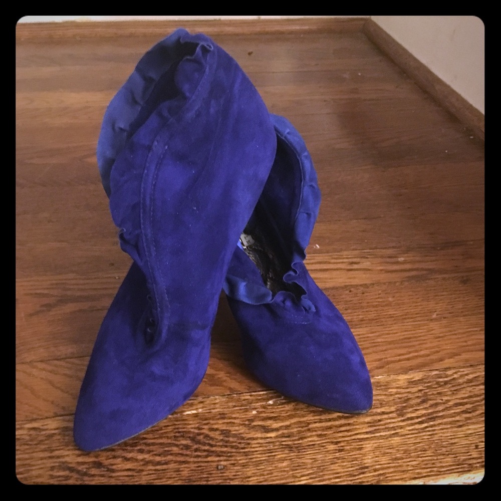 Lovely People blue suede ankle boots - size 8