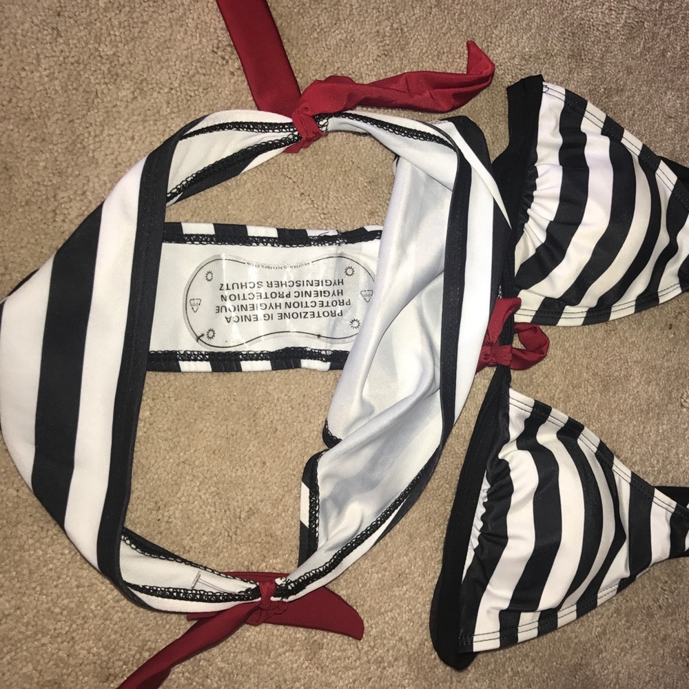 Bathing Suit - Picture 2 of 3